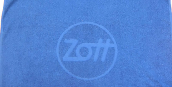 Ręczniki reklamowe z reliefem - Zott
